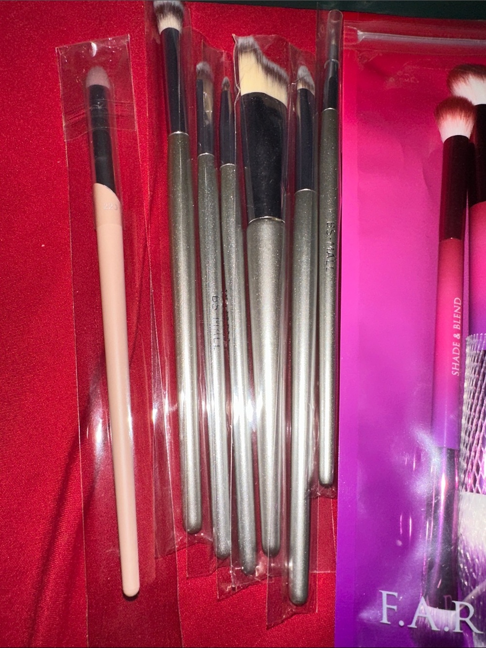 9 item Brush Bundle - Picture 3 of 7